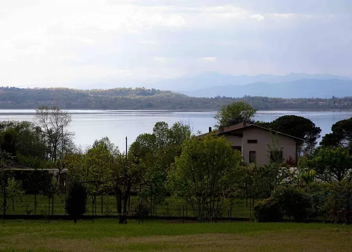 Vista Lago-Appartamento Funzionale Con Vista